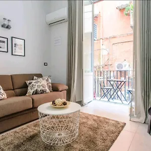 https://apt-charlotte-house.hotels-amalfi.com